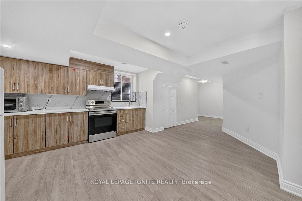 162 Cadillac Crescent Lower, Brampton, ON L7A 3B7 9