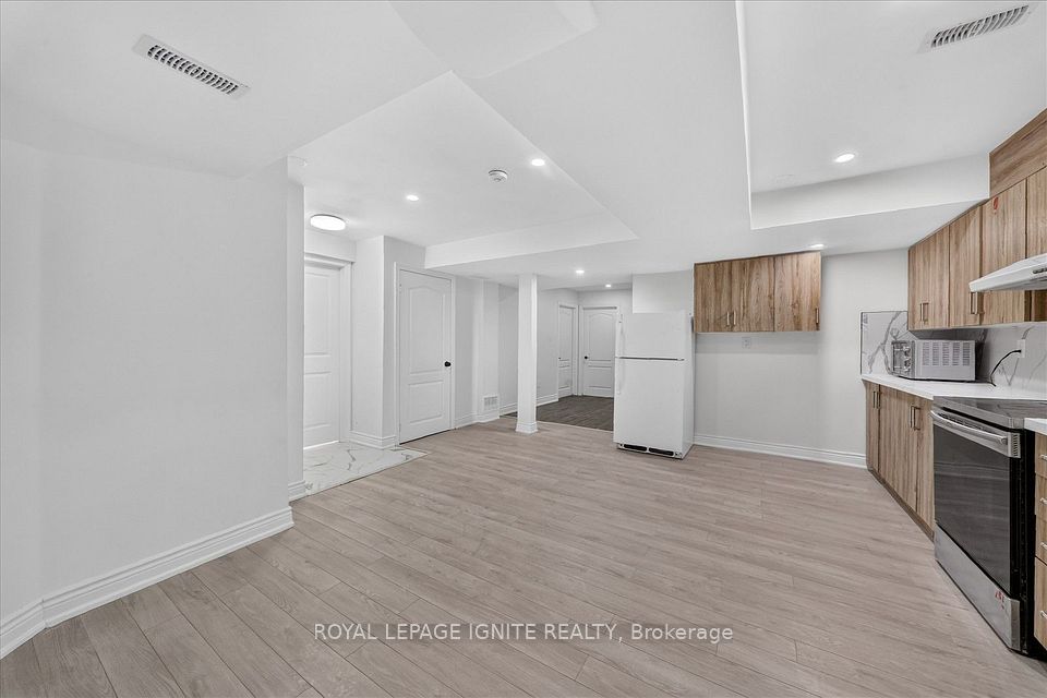 162 Cadillac Crescent Lower, Brampton, ON L7A 3B7 7