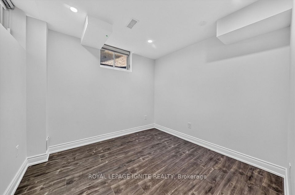 162 Cadillac Crescent Lower, Brampton, ON L7A 3B7 14