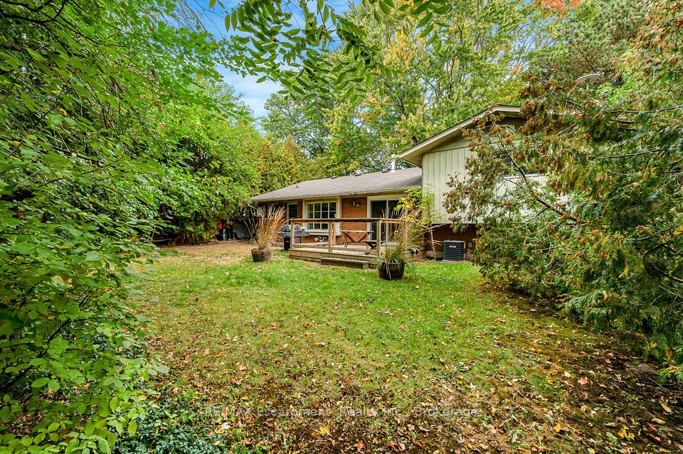 326 Walkers Line, Burlington, ON L7N 2C7 15