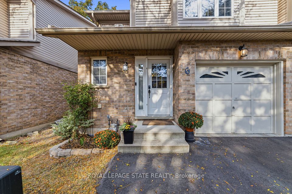 Condo Townhouse at 1335 Guelph Line 6, Burlington, ON L7P 2T2