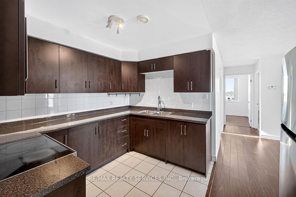 7405 Goreway Drive 619, Mississauga, ON L4T 0A3 15
