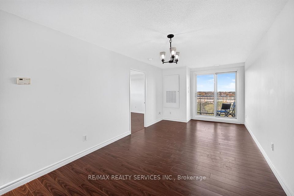 7405 Goreway Drive 619, Mississauga, ON L4T 0A3 5