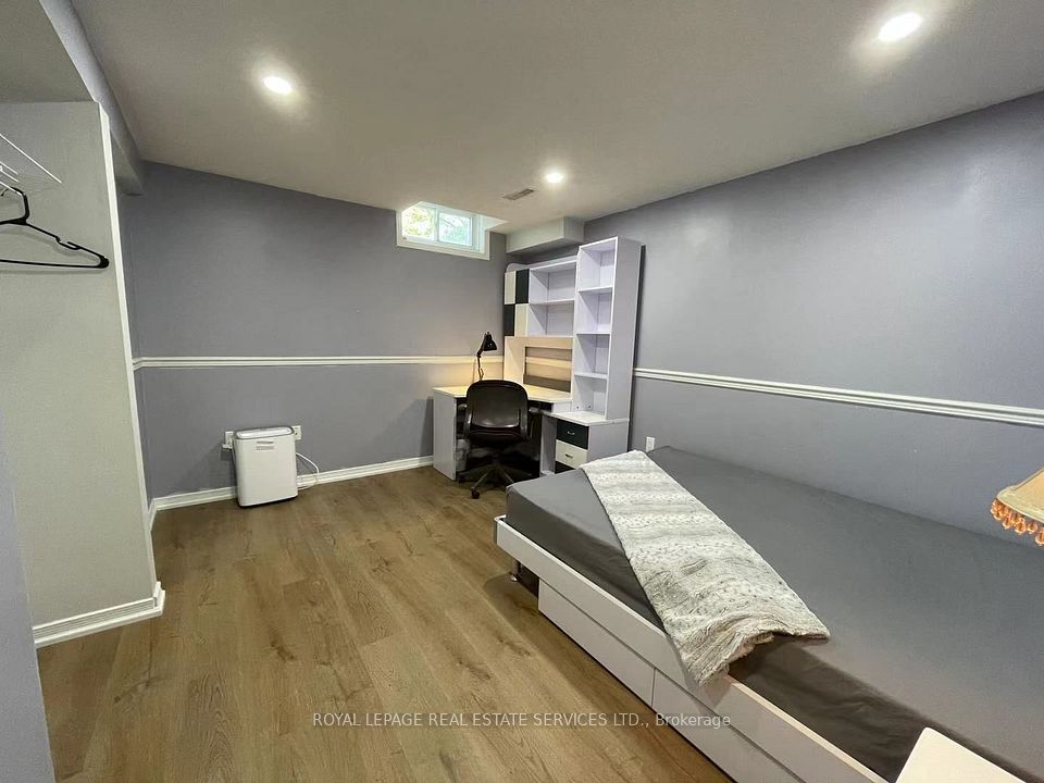 299 Rockcliffe Gardens Lower, Mississauga, ON L5R 1S1 10