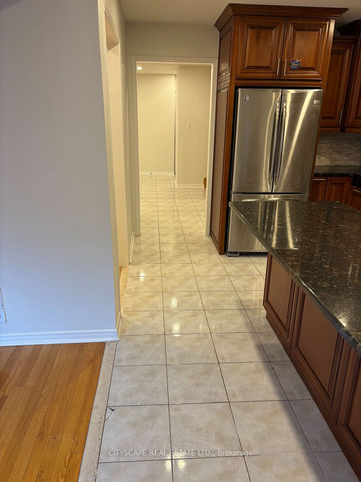 3968 Foxwood Avenue Upper, Mississauga, ON L5N 7V4 7