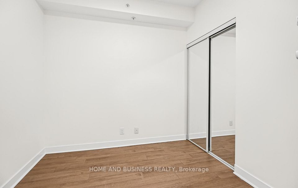3985 Grand Park Drive 304, Mississauga, ON L5B 0H8 23