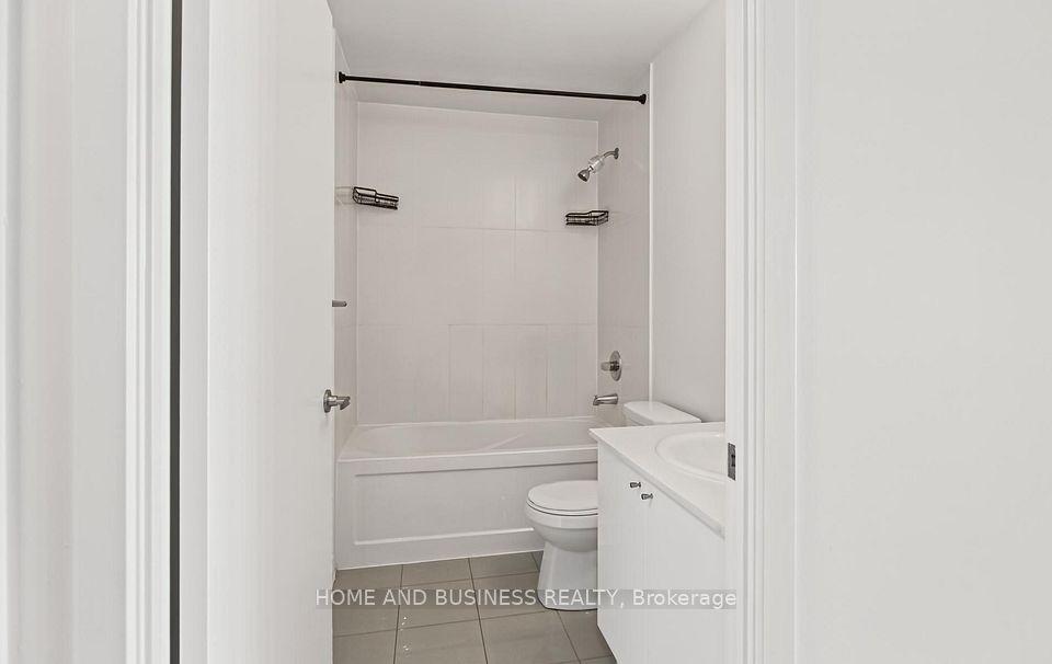 3985 Grand Park Drive 304, Mississauga, ON L5B 0H8 24
