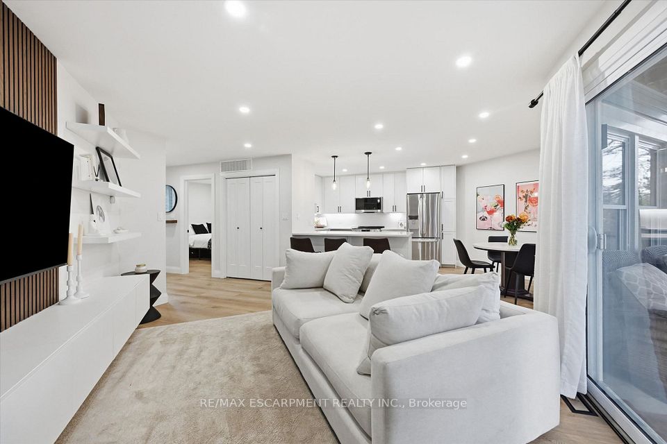 1210 Thorpe Road 413, Burlington, ON L7S 2H1 7