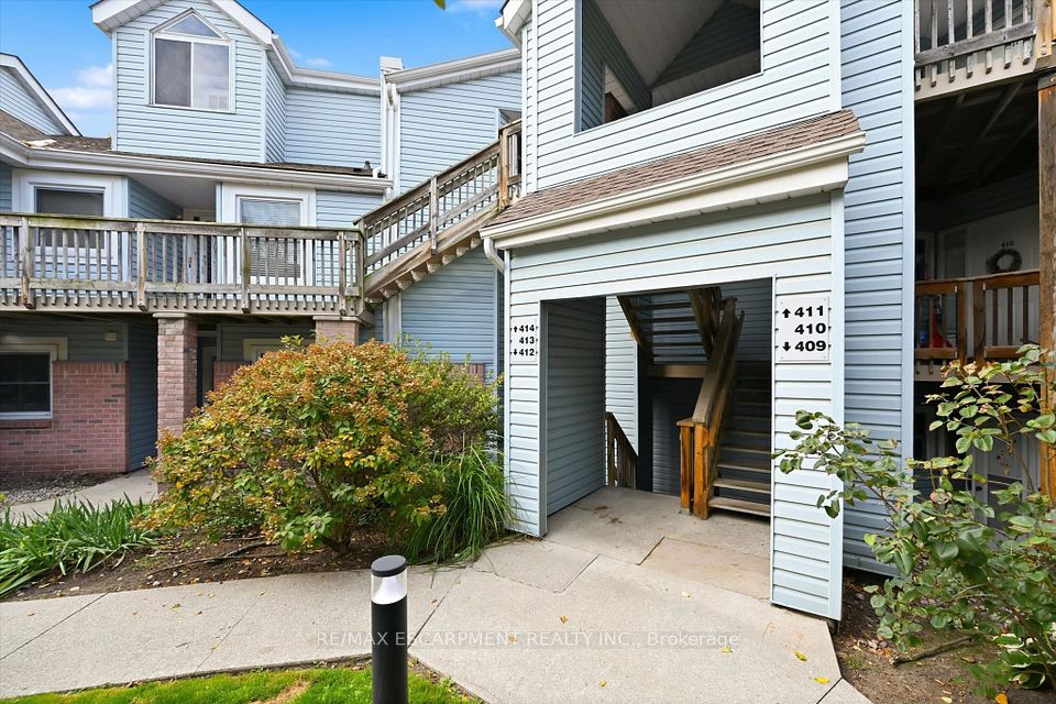 1210 Thorpe Road 413, Burlington, ON L7S 2H1 2