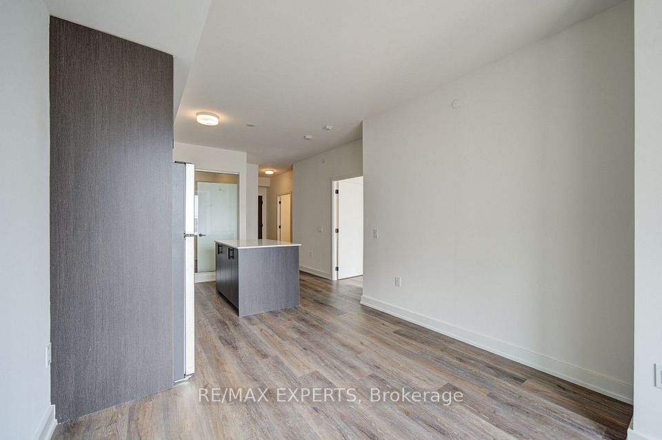 2475 Old Bronte Road 515, Oakville, ON L6M 5S7 16