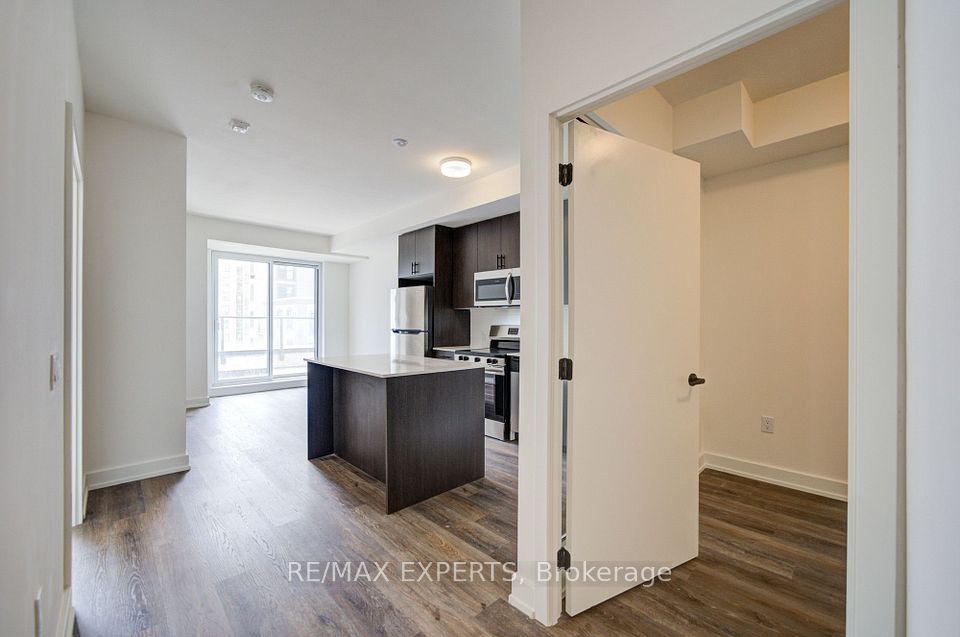 2475 Old Bronte Road 515, Oakville, ON L6M 5S7 6