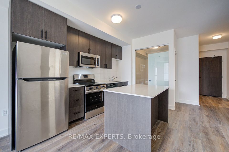 2475 Old Bronte Road 515, Oakville, ON L6M 5S7 9