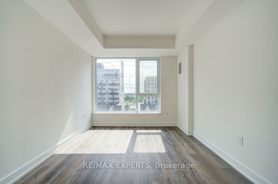 2475 Old Bronte Road 515, Oakville, ON L6M 5S7 21