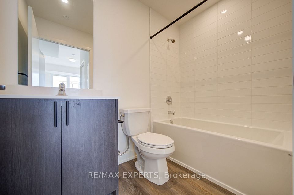 2475 Old Bronte Road 515, Oakville, ON L6M 5S7 19