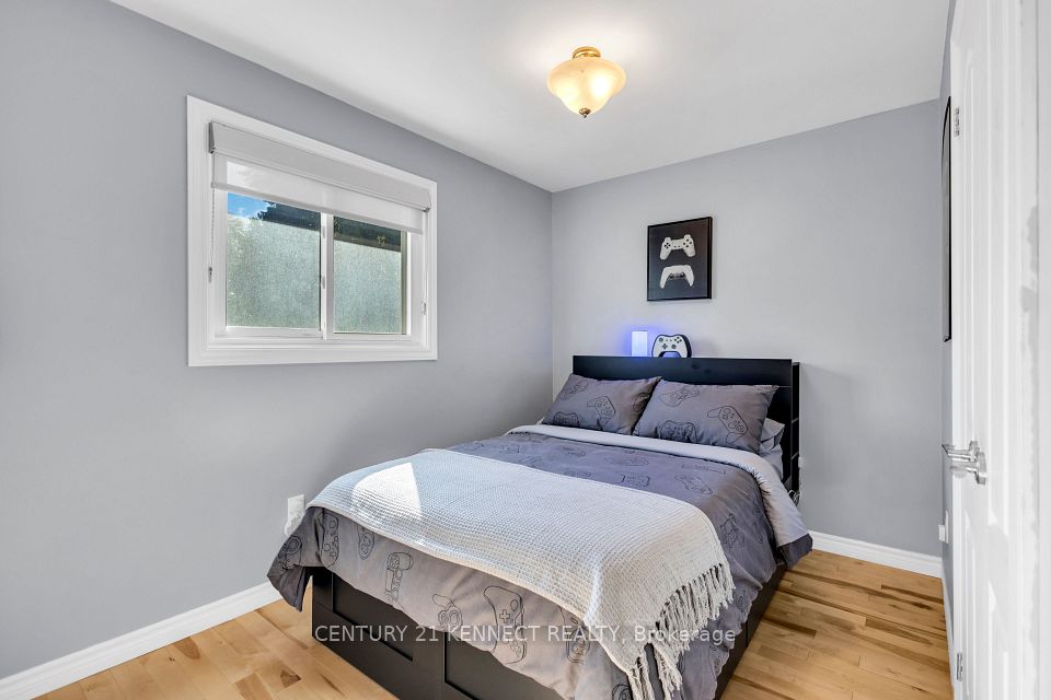 51 Vodden Street W, Brampton, ON L6X 2W6 11
