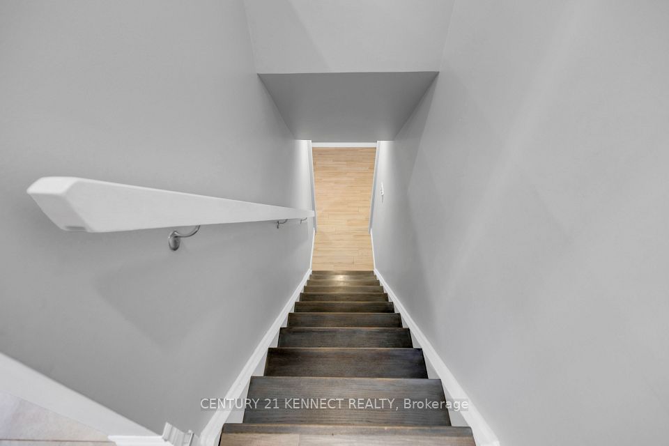 51 Vodden Street W, Brampton, ON L6X 2W6 15