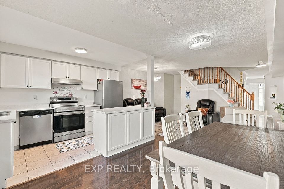 85 Heartview Road, Brampton, ON L6Z 0C9 4