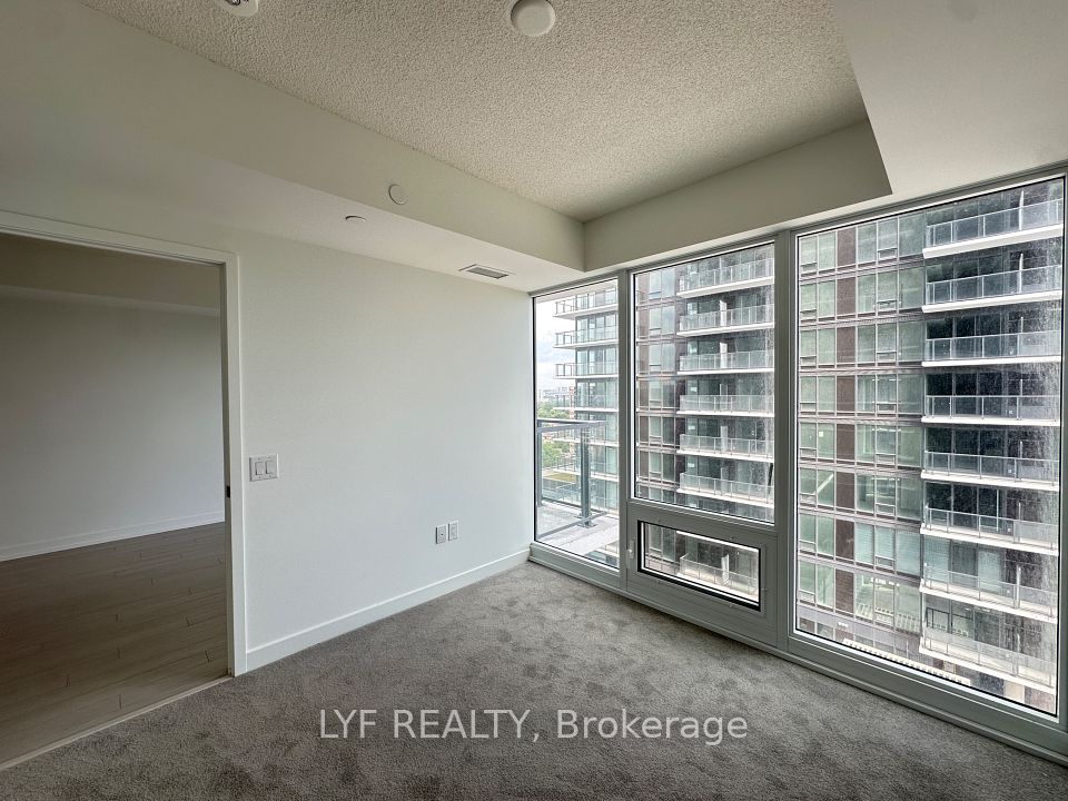 4010 Eglinton Avenue W 1207, Toronto, ON M9A 0G5 7