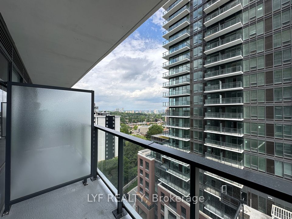 4010 Eglinton Avenue W 1207, Toronto, ON M9A 0G5 10