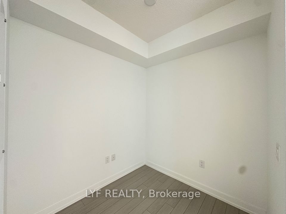 4010 Eglinton Avenue W 1207, Toronto, ON M9A 0G5 8
