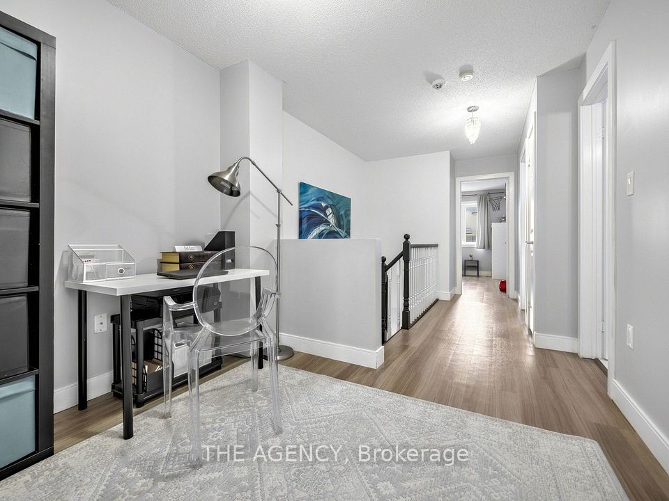 756 Village Green Boulevard, Mississauga, ON L5E 3K8 21