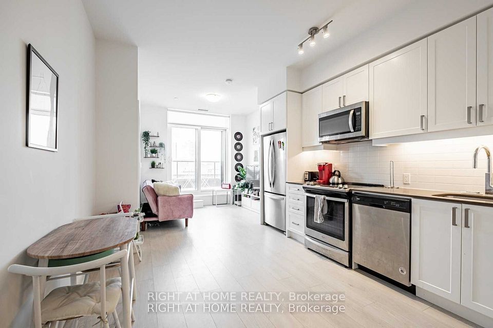 8 Nahani Way 303, Mississauga, ON L4Z 4J8 11