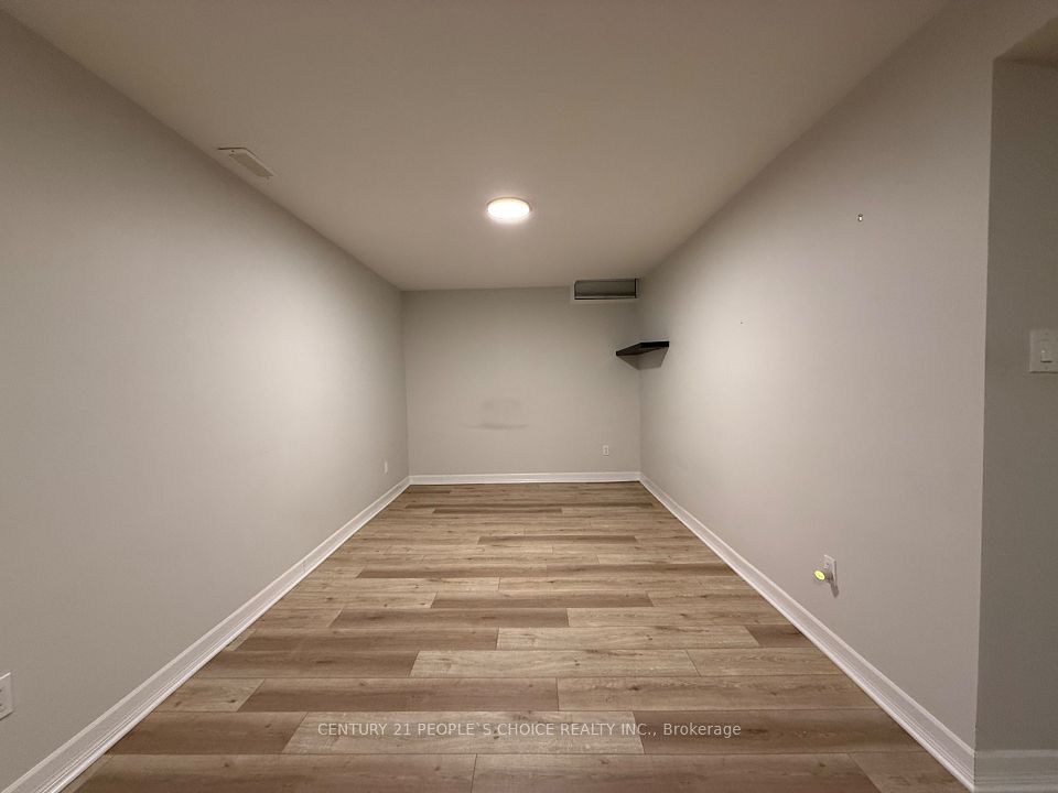 2906 Peacock Drive BSMT, Mississauga, ON L5M 5S2 18
