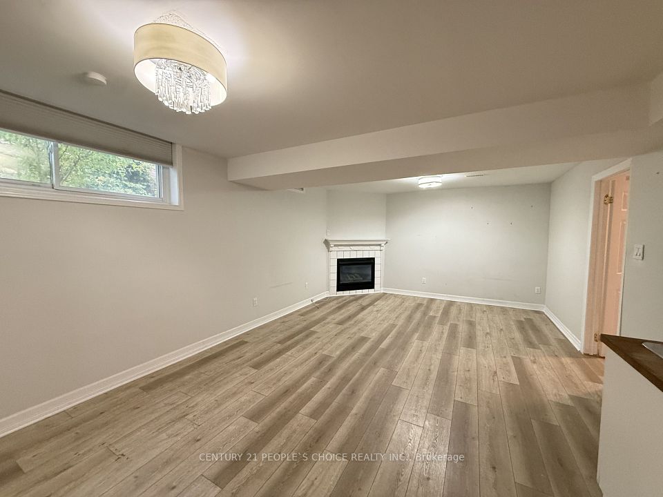 2906 Peacock Drive BSMT, Mississauga, ON L5M 5S2 25