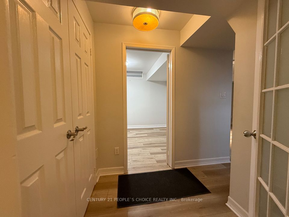 2906 Peacock Drive BSMT, Mississauga, ON L5M 5S2 7