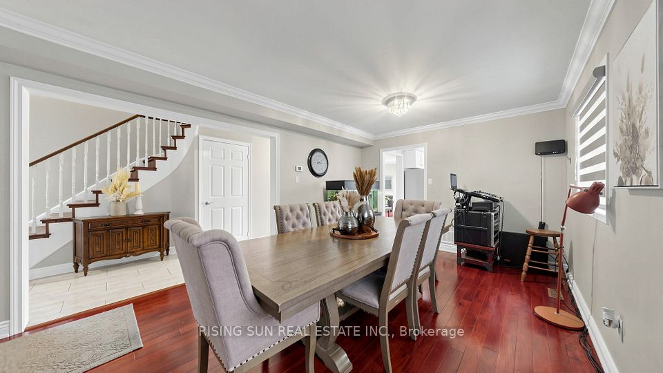 10 Cedarwood Crescent, Brampton, ON L6X 4K1 9