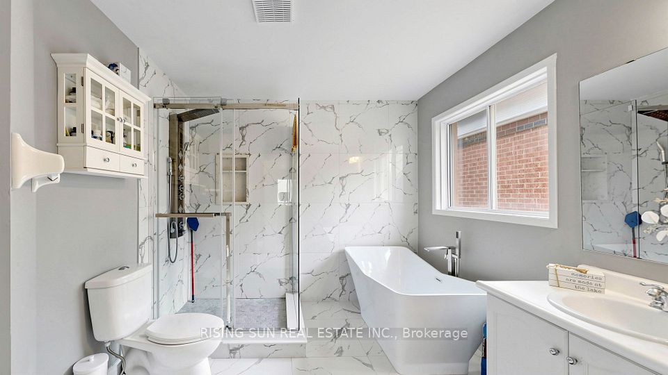 10 Cedarwood Crescent, Brampton, ON L6X 4K1 22