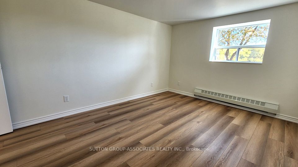 2356 Islington Avenue 105, Toronto, ON M9W 3X3 17