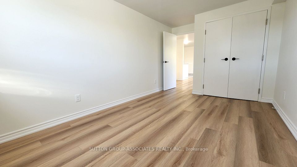 2356 Islington Avenue 105, Toronto, ON M9W 3X3 19