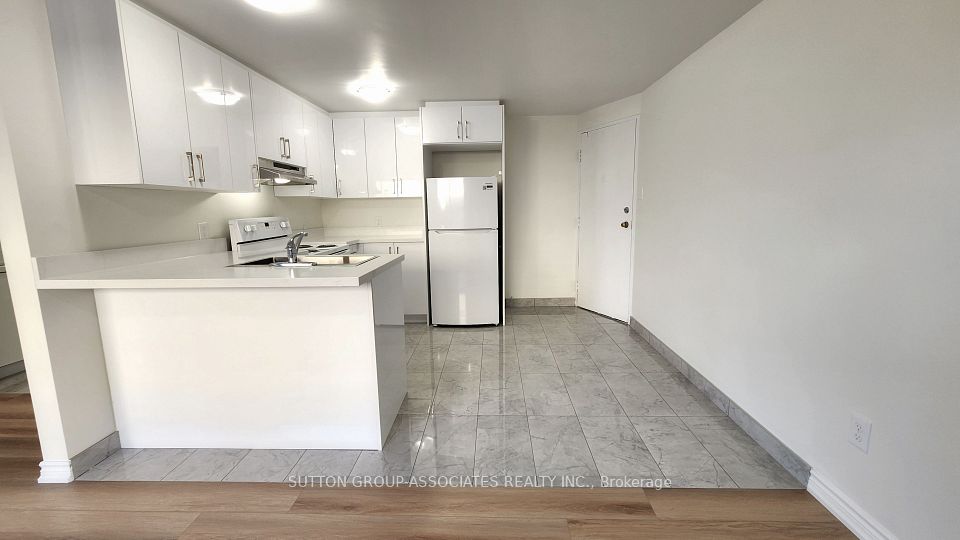 2356 Islington Avenue 105, Toronto, ON M9W 3X3 14
