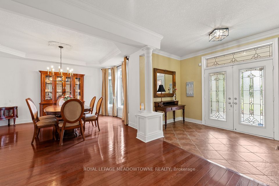 17 Mcnutt Street, Brampton, ON L6Y 5L3 6