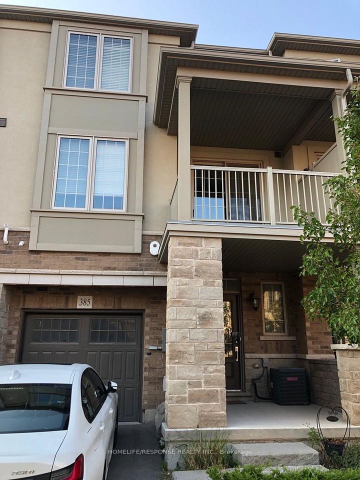 Att/Row/Townhouse at 385 GRANTHAM COMMON Common, Oakville, ON L6H 0P8