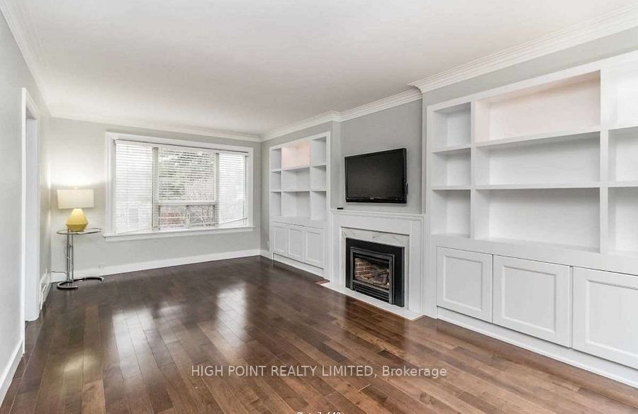 1090 Kipling Avenue, Toronto, ON M9B 3M2 5