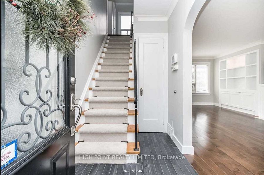1090 Kipling Avenue, Toronto, ON M9B 3M2 4
