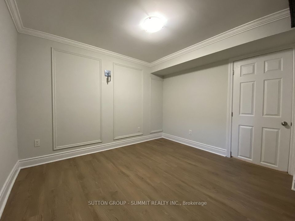 4176 Cawthra Road, Mississauga, ON L4Z 1A1 11