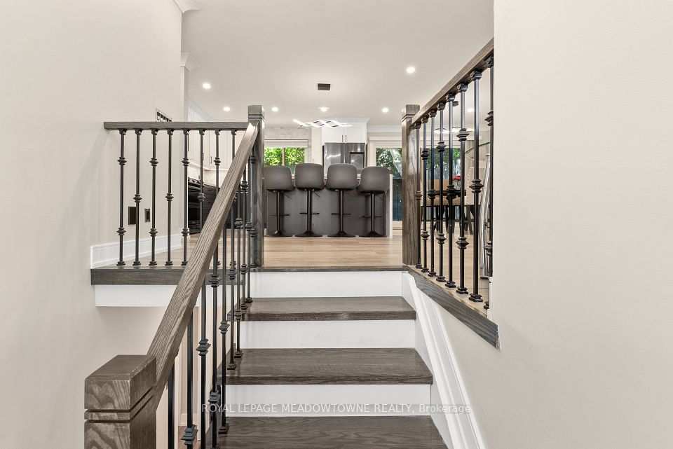 1268 Forest Hill, Oakville, ON L6H 2C3 2