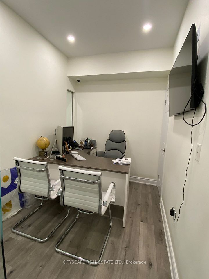 10 Sky Harbour Drive, Brampton, ON L6Y 0V7 11