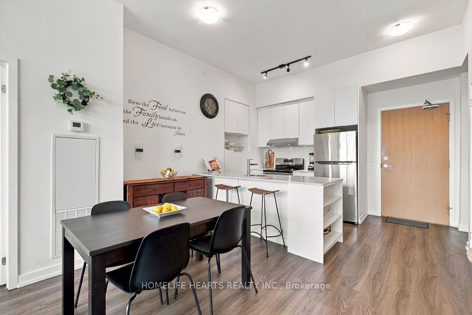 2520 Eglinton Avenue W 1412, Mississauga, ON L5M 0Y4 16