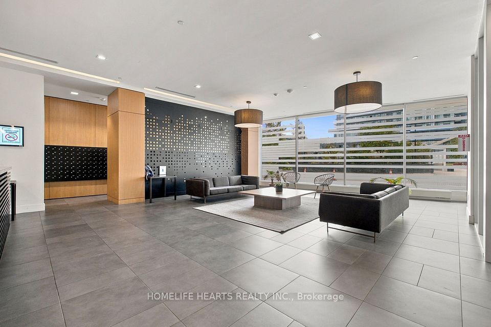 2520 Eglinton Avenue W 1412, Mississauga, ON L5M 0Y4 6