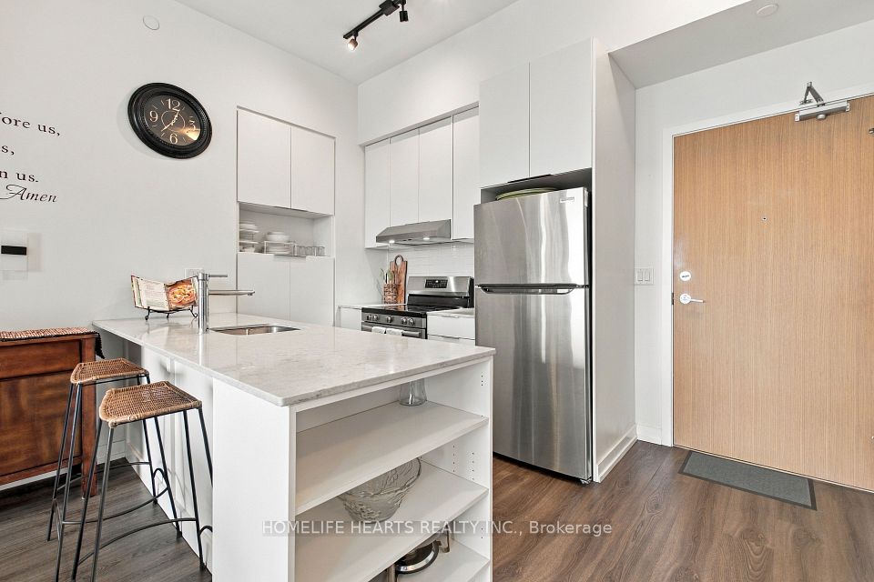2520 Eglinton Avenue W 1412, Mississauga, ON L5M 0Y4 9