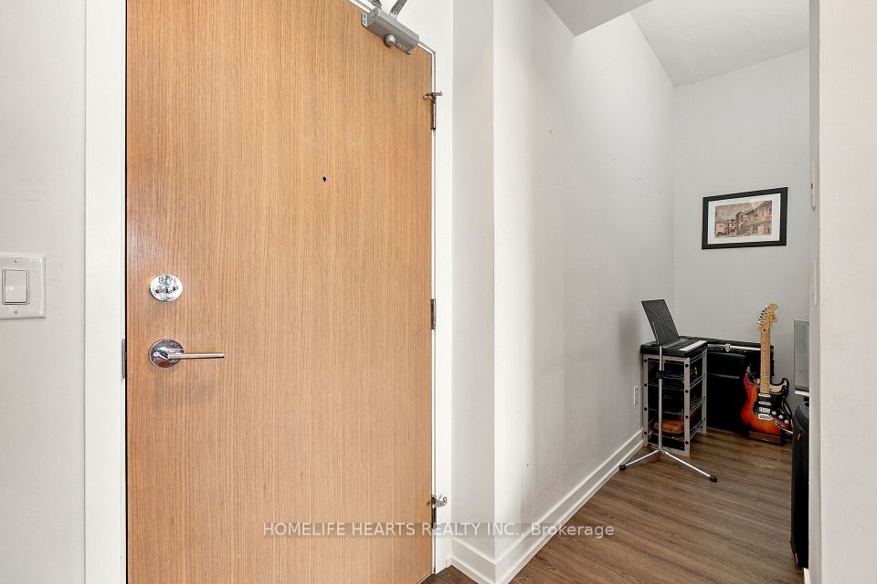 2520 Eglinton Avenue W 1412, Mississauga, ON L5M 0Y4 10