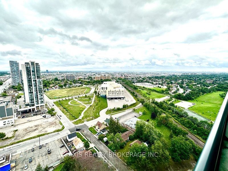 100 John Street 2509, Brampton, ON L6W 0A8 11