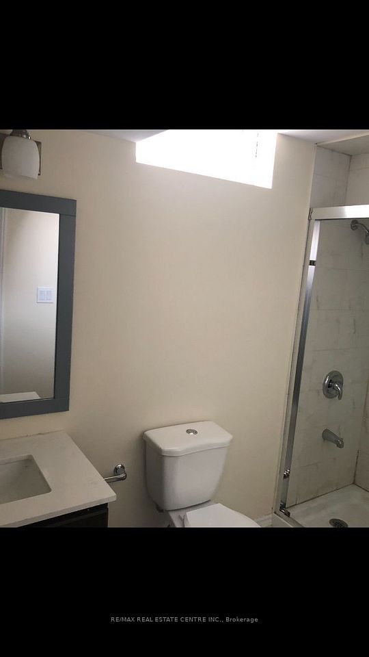 24 Dale Meadows ( Basement) Road, Brampton, ON L7A 4Z9 11