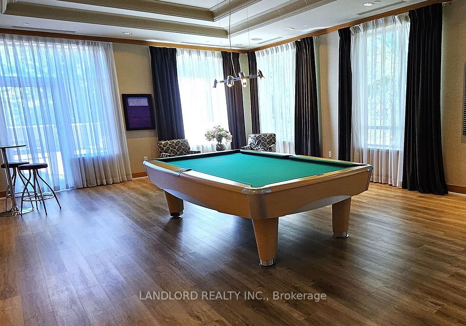 25 Viking Lane 1651, Toronto, ON M9B 0A1 22