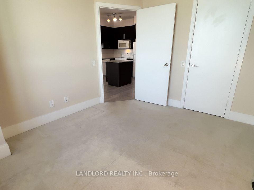 25 Viking Lane 1651, Toronto, ON M9B 0A1 10