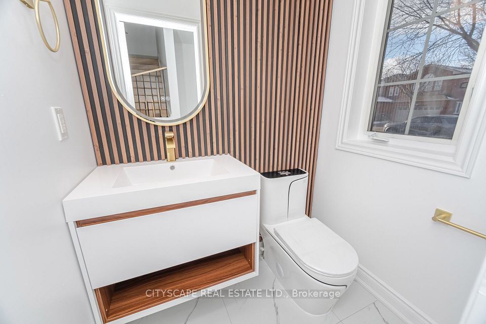 5843 Prairie Circle, Mississauga, ON L5N 6B4 18